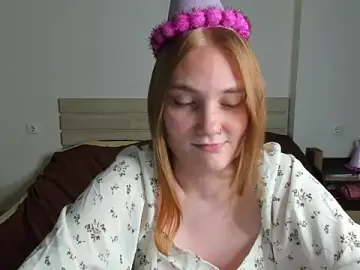ReddHotPipper  live sex cam