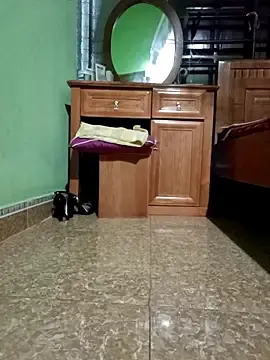 SexyQueen99  live sex cam