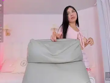 Kim_dreams18  live sex cam