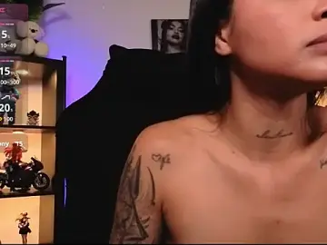 Alaia_Asuka  live sex cam