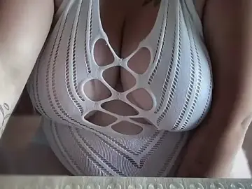 Bella_x69  live sex cam