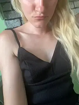DivaGirl_  live sex cam