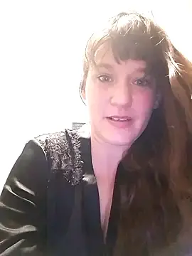 Maggie38  live sex cam