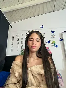 Milleradhara24  live sex cam