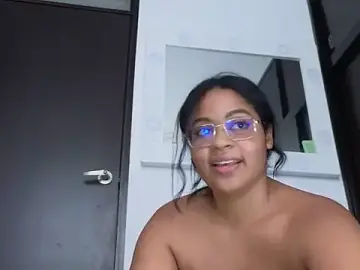 SussiSotto  live sex cam