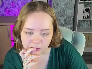 Tara-Linn  live sex cam