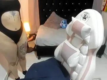 Wanda_sg  live sex cam