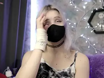 Yunakiss  live sex cam