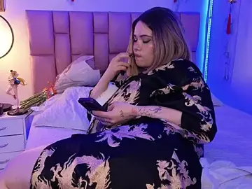 AlbaismynameX  live sex cam