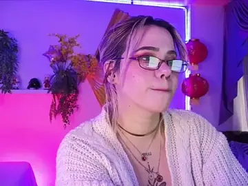 AlbaismynameX  live sex cam