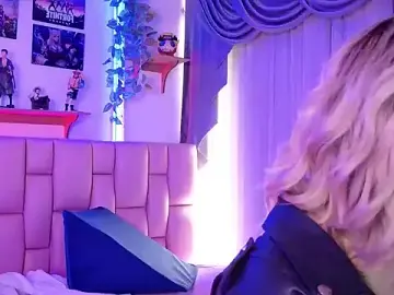 AlbaismynameX  live sex cam
