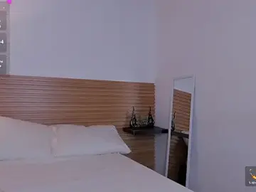 Kate_boobs  live sex cam