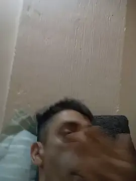 Luuopo1102  live sex cam