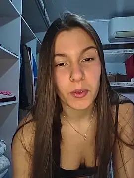 Maya_hoot  live sex cam