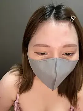 Ramu_kitty_love  live sex cam