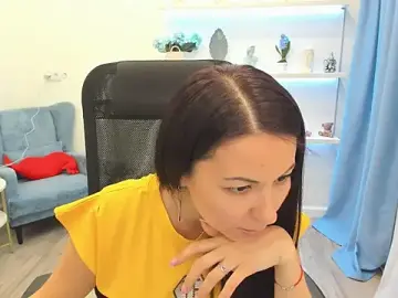 IsabelleSalvares  live sex cam