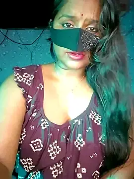 Sweet-Maddlina  live sex cam
