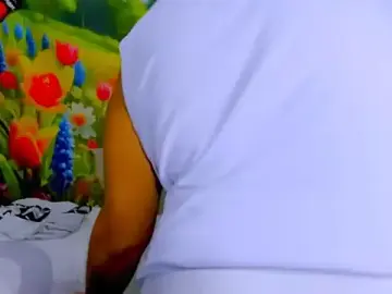 Indianroxy  live sex cam
