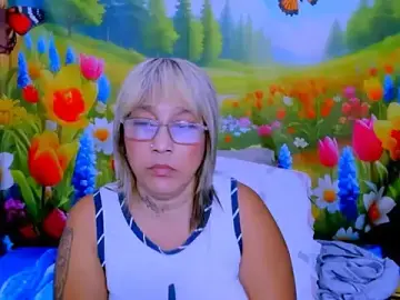 Indianroxy  live sex cam