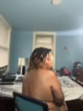 Kurvyanimekittyfeet  live sex cam