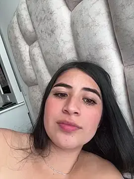 Lunita750  live sex cam