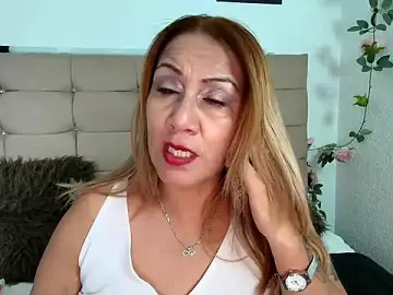 Yayita_mature  live sex cam