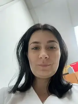 MissElya  live sex cam
