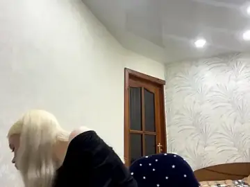 ShainaJoens  live sex cam
