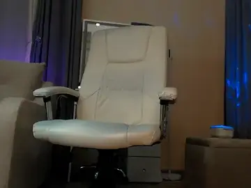 Tremendous_blondie  live sex cam