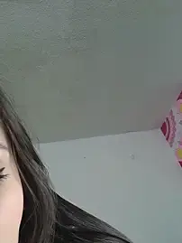 Ivanna_angell  live sex cam