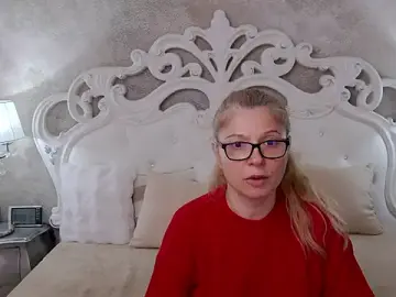 Angelina33  live sex cam