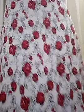 Nouf9  live sex cam