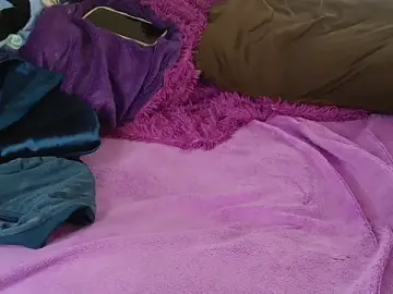 RoyalMuse  live sex cam