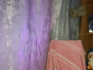 Cherrry_milk  live sex cam