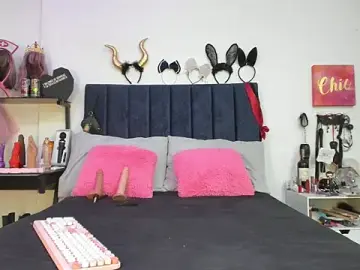Emmily_giraldo  live sex cam