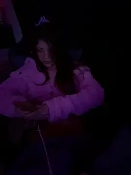 Hotbansheee  live sex cam