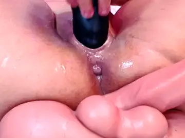 Valeriefisting  live sex cam