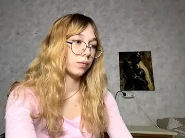 AriaFlyFerrari  live sex cam
