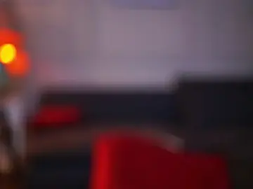 ChicaOra  live sex cam