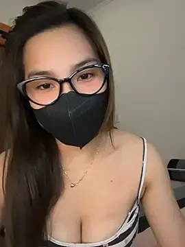 Tieumiu_9x  live sex cam
