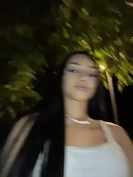 Ilariea_girl  live sex cam