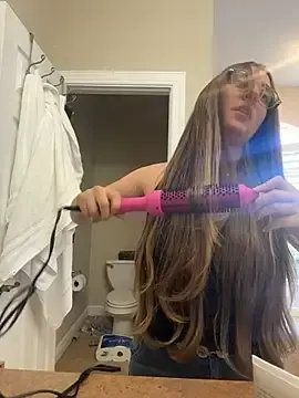 Prettykitttty  live sex cam