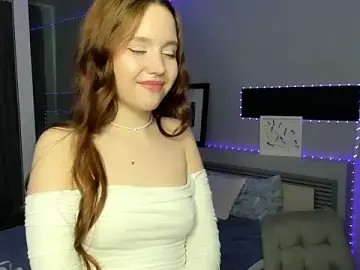 ChuNeece  live sex cam