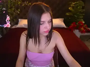 SecretKiraa  live sex cam