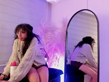 Tamia_25  live sex cam