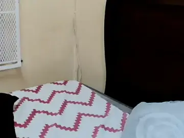 Taurusxox  live sex cam