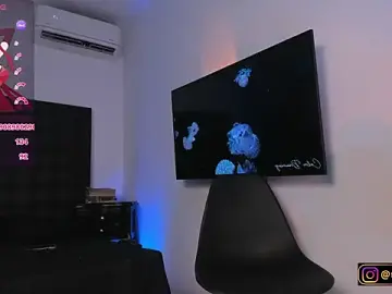 ValenGray  live sex cam