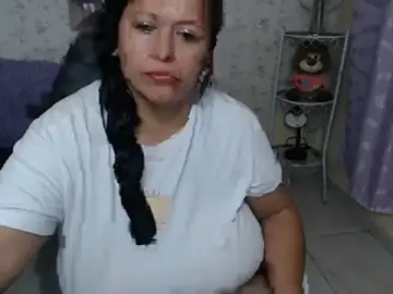Andrea_bigboobs  live sex cam