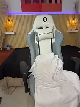 Hana_falak  live sex cam