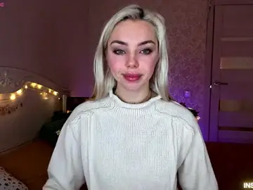 LillyMoure_  live sex cam